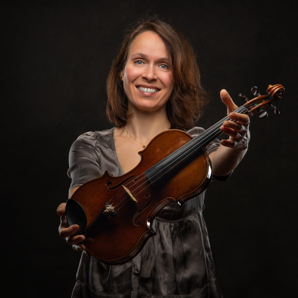 Musicien Aline Marciacq violon